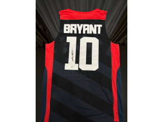 Camisa Kobe Bryant USA AZUL ESCURO/VERMELHO assinada à mão Autenticação PSA/DNA